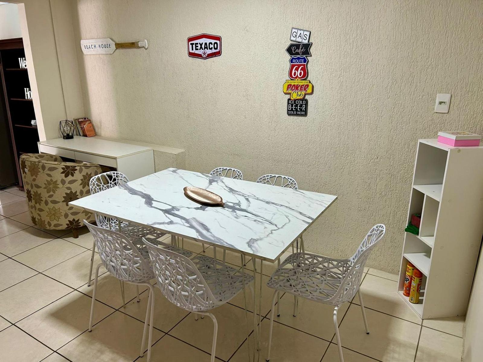 Casa De Praia Top! Beto Carrero, 500M Do Parque, Com Piscina E Sinuca, 1 Suite E 2 Quartos, 3Bwc, A 300M Da Praia, Churrasqueira E Estacionamento Privado Пеня Екстериор снимка